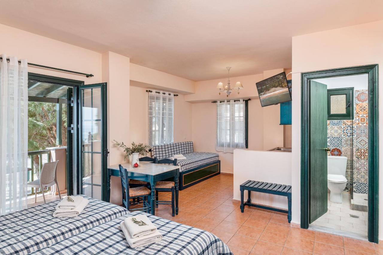 Hotel Ledra Marathókampos エクステリア 写真
