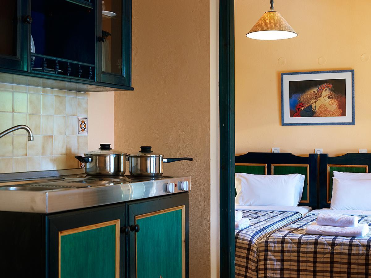 Hotel Ledra Marathókampos エクステリア 写真