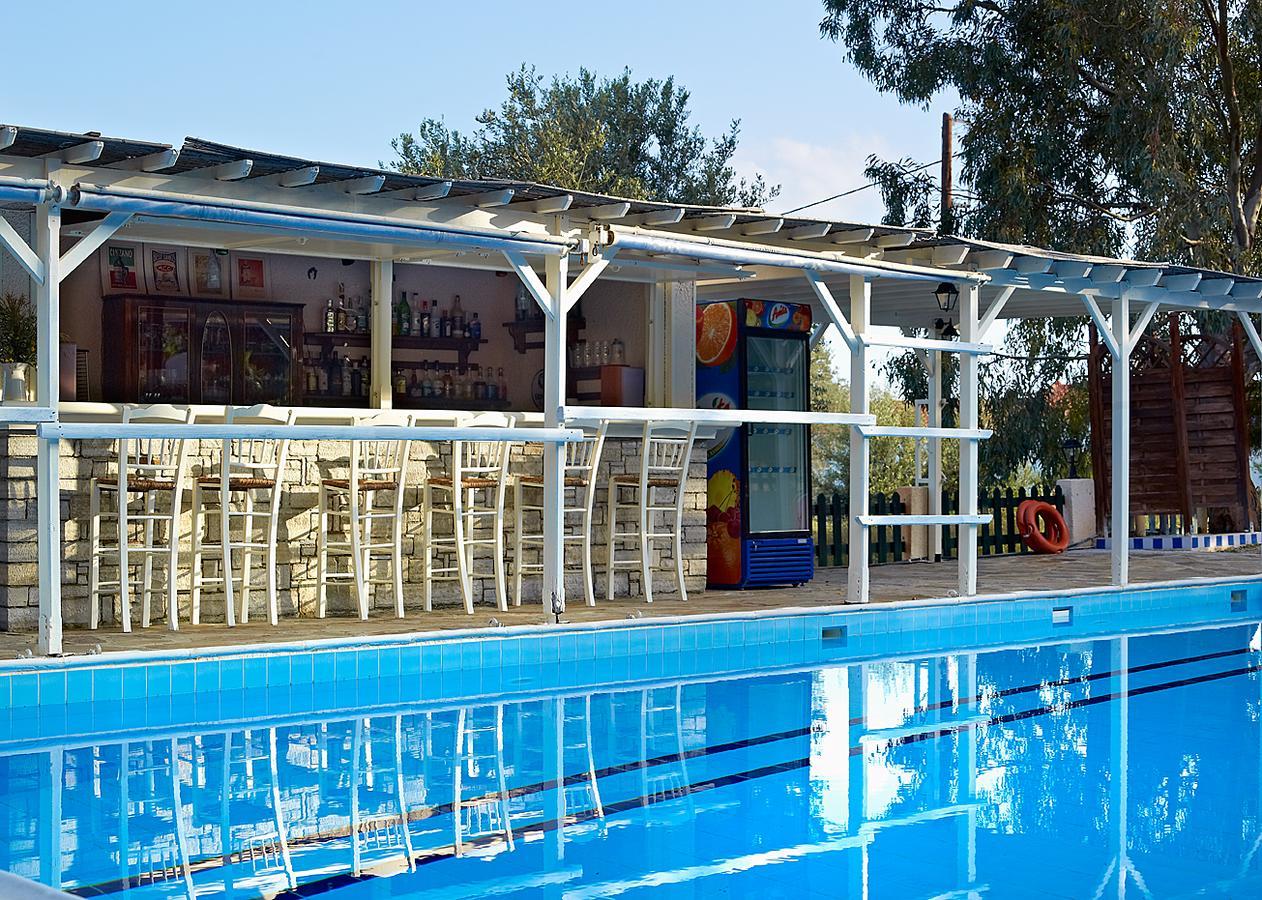 Hotel Ledra Marathókampos エクステリア 写真