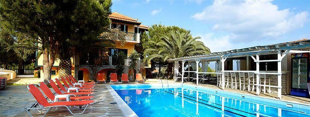 Hotel Ledra Marathókampos エクステリア 写真